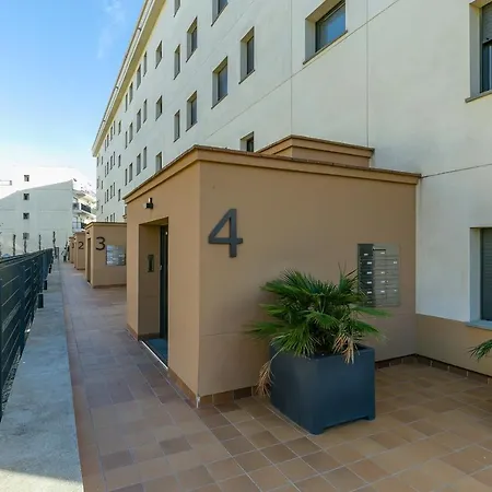 The Beach Milenium Roses Exterior photo